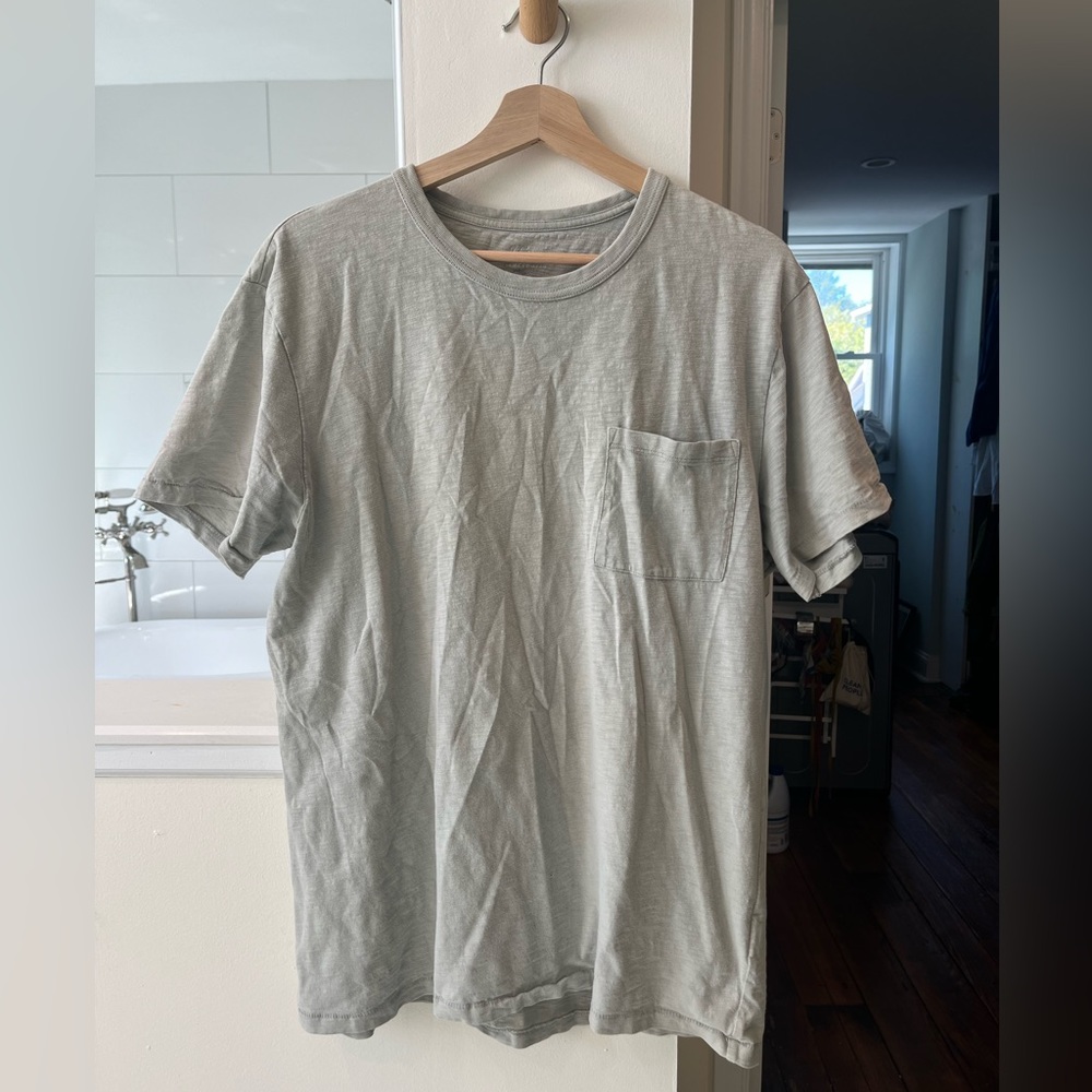 Pack of 2: J. Crew Men’s Large Garment-Dyed Pocket Tee Cotton Gray Green Cream